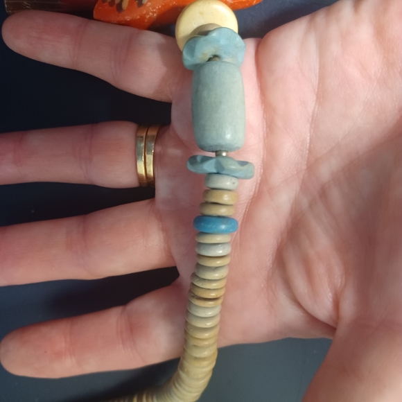 Colorful Parrot Necklace - Picture 10 of 15